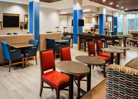 Holiday Inn Express & Suites BOSTON - MARLBORO by IHG 3