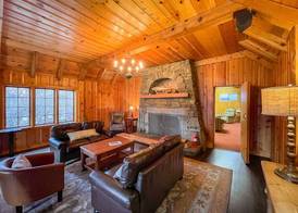 Lake Creek Lodge 2