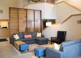 Country Inn & Suites by Radisson, Erie, PA 3