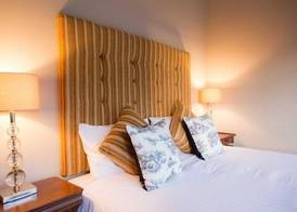 The Ox Pub & Rooms 3