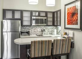 Staybridge Suites JACKSONVILLE-CAMP LEJEUNE AREA by IHG 4
