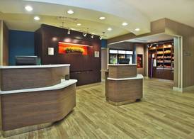 Courtyard by Marriott Gulfport Beachfront 4