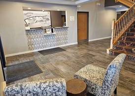 Super 8 by Wyndham Cloverdale IN 2