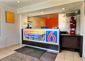 Motel 6 Kingsville, TX 2