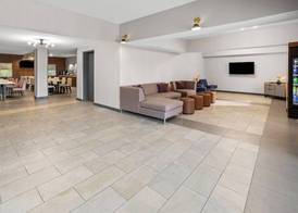 Wingate by Wyndham Pittsburgh New Stanton 4