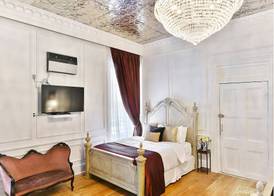 French Quarter Mansion 5