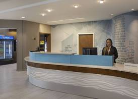 SpringHill Suites by Marriott Newark International Airport 2