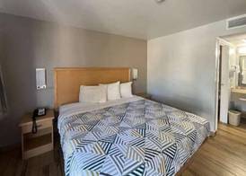 Motel 6 Riviera Beach FL 3