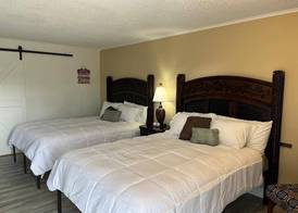 Ballparks Inn 3