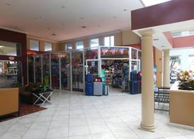 Ramada by Wyndham Kissimmee Gateway - Free Theme Park Shuttle 2