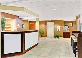 Microtel Inn & Suites by Wyndham Bryson City 3