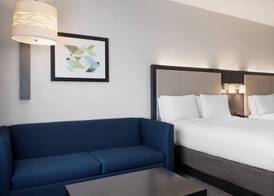 Holiday Inn Express & Suites TAMPA EAST - YBOR CITY by IHG 5