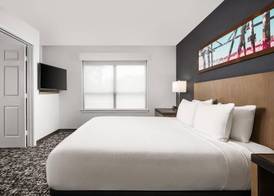 Hyatt House Dallas Uptown 5