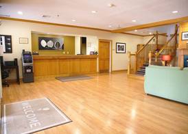 Country Inn & Suites by Radisson, Bloomington-Normal West, IL 3