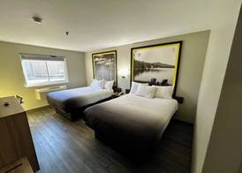 Super 8 by Wyndham Lewiston Auburn Area 5