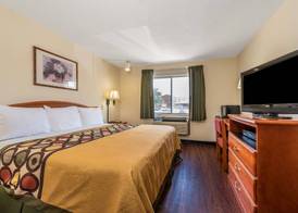 Super 8 by Wyndham Denton 3