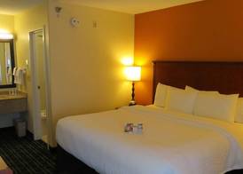 Quality Inn Cranberry Township 5