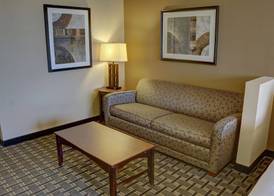 Holiday Inn Express & Suites HUNTSVILLE by IHG 3