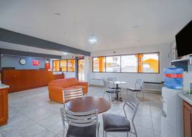 OYO Hotel Kingsville - Hwy 77 5