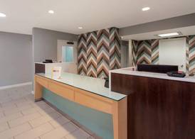 MainStay Suites Denver Tech Center 2