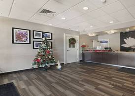 Howard Johnson by Wyndham Sacramento Downtown 3