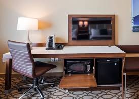 Best Western Plus St. John's Airport Hotel and Suites 4