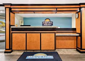 Days Inn & Suites by Wyndham Warren 2