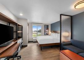 Everhome Suites Bastrop by Choice Hotels 5