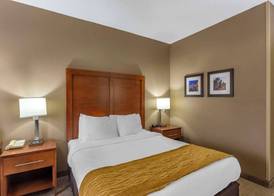 Comfort Inn Gurnee near Six Flags 5