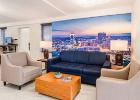 Clarion Pointe Winston - Salem Downtown 3