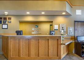 Quality Inn Mineral Point 5