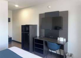 Motel 6 Tulare, CA 5