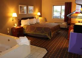Super 8 by Wyndham Valparaiso 3