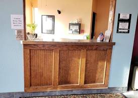 Value Inn & Suites Salina 4