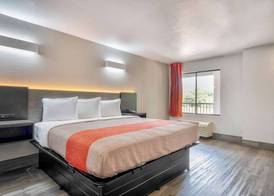 Motel 6-Lafayette, LA 4