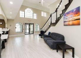 SureStay Studio by Best Western Conroe Downtown 3