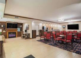Econo Lodge Inn & Suites Foley-North Gulf Shores 5