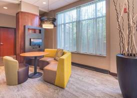 Courtyard by Marriott Silver Spring Downtown 4