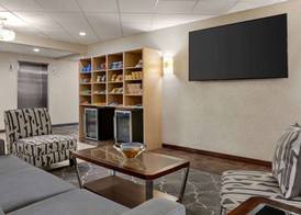 Super 8 by Wyndham Grove City 4