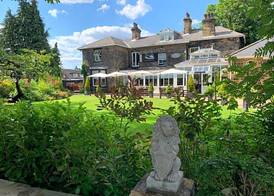 Dimple Well Lodge Hotel 2