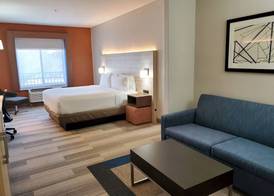Holiday Inn Express & Suites PHOENIX - GLENDALE SPORTS DIST by IHG 2