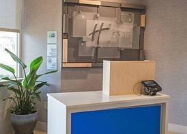Holiday Inn Express NAGS HEAD OCEANFRONT by IHG 3