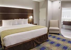 Days Inn & Suites by Wyndham Port Arthur 4