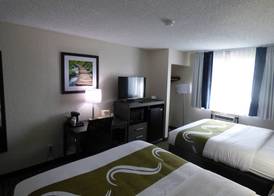 Quality Inn & Suites Leesburg Chain of Lakes 5