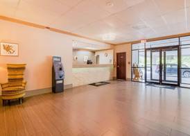 Days Inn by Wyndham Conneaut 2