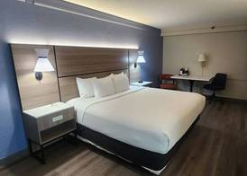 La Quinta by Wyndham St Petersburg-Clearwater 5