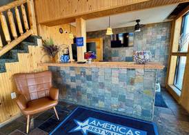 Americas Best Value Inn Wall 5