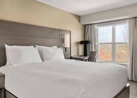 Residence Inn by Marriott Davenport 3