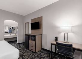 Baymont by Wyndham Mobile/Tillmans Corner 5