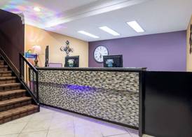 Days Inn by Wyndham Anderson IN 2